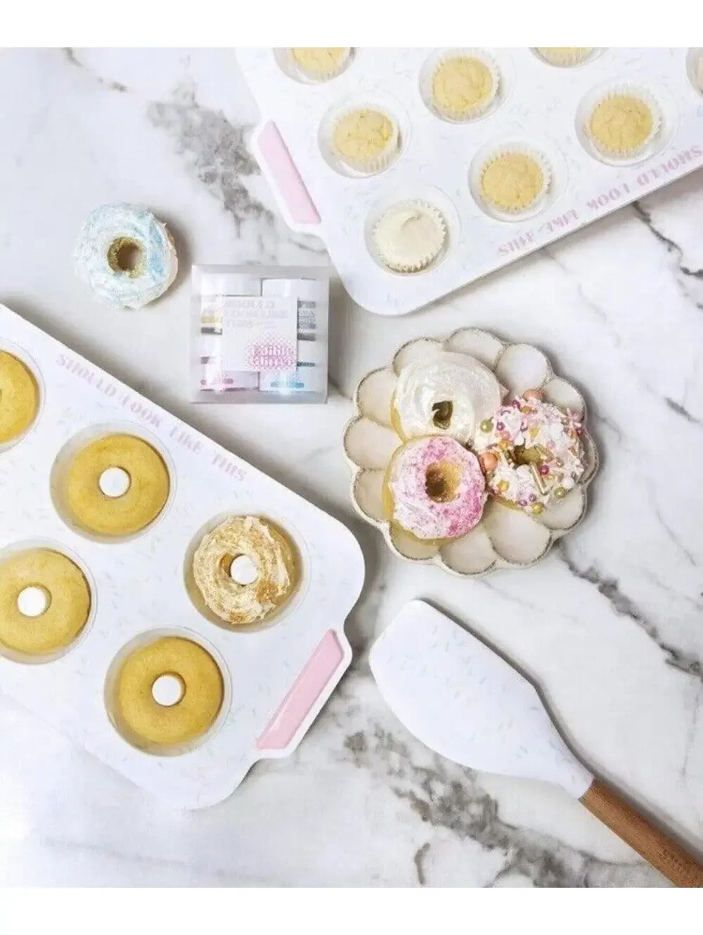 Dana Hasson 4pc Silicone Non Stick Bake Wear Set Donut Pan Mini Muffin Pan New